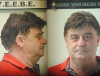 Το «αμαρτωλό» παρελθόν του καθηγητή «Φακελάκη» (βίντεο)